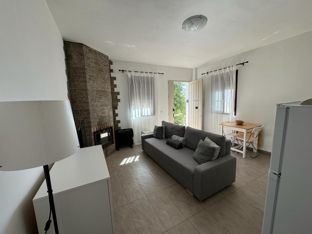 Apartamento Arroyo เบเนากาซ ภายนอก รูปภาพ